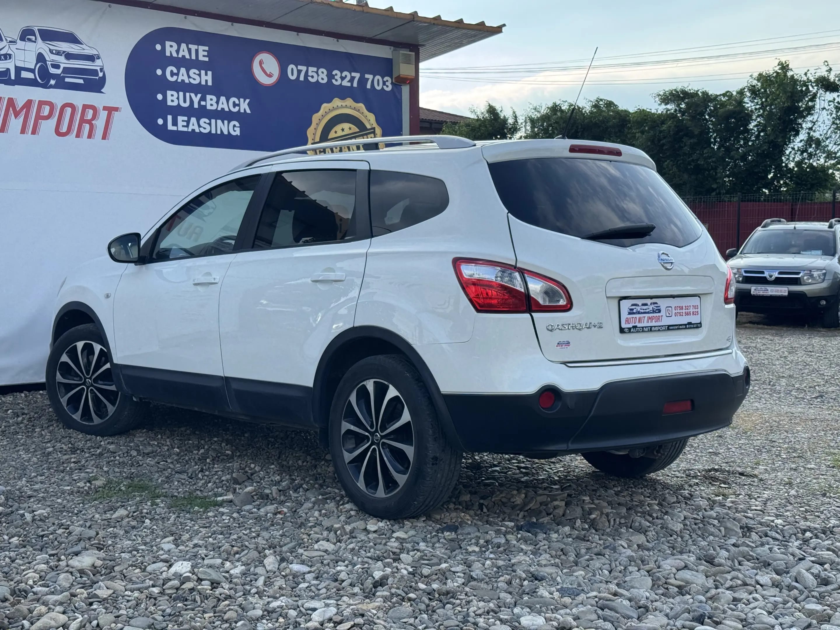 Nissan Qashqai+2