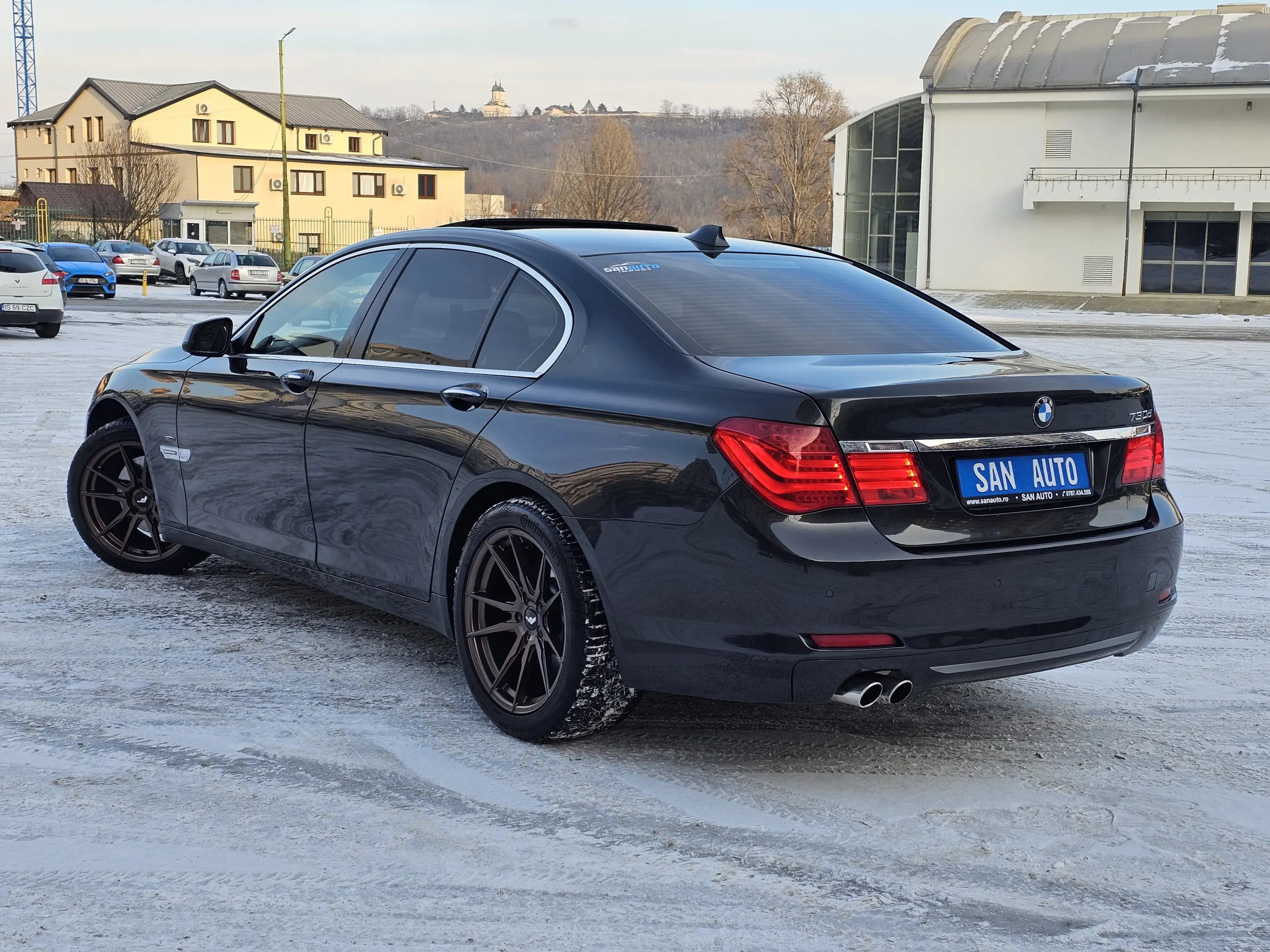 BMW 730