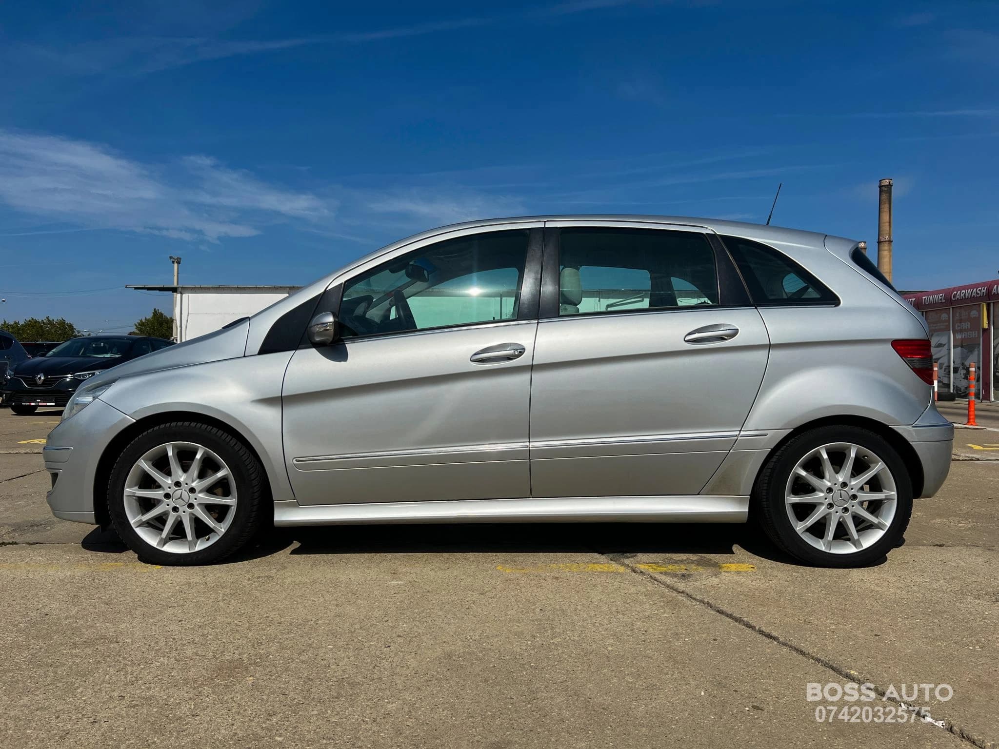 Mercedes-Benz B 200