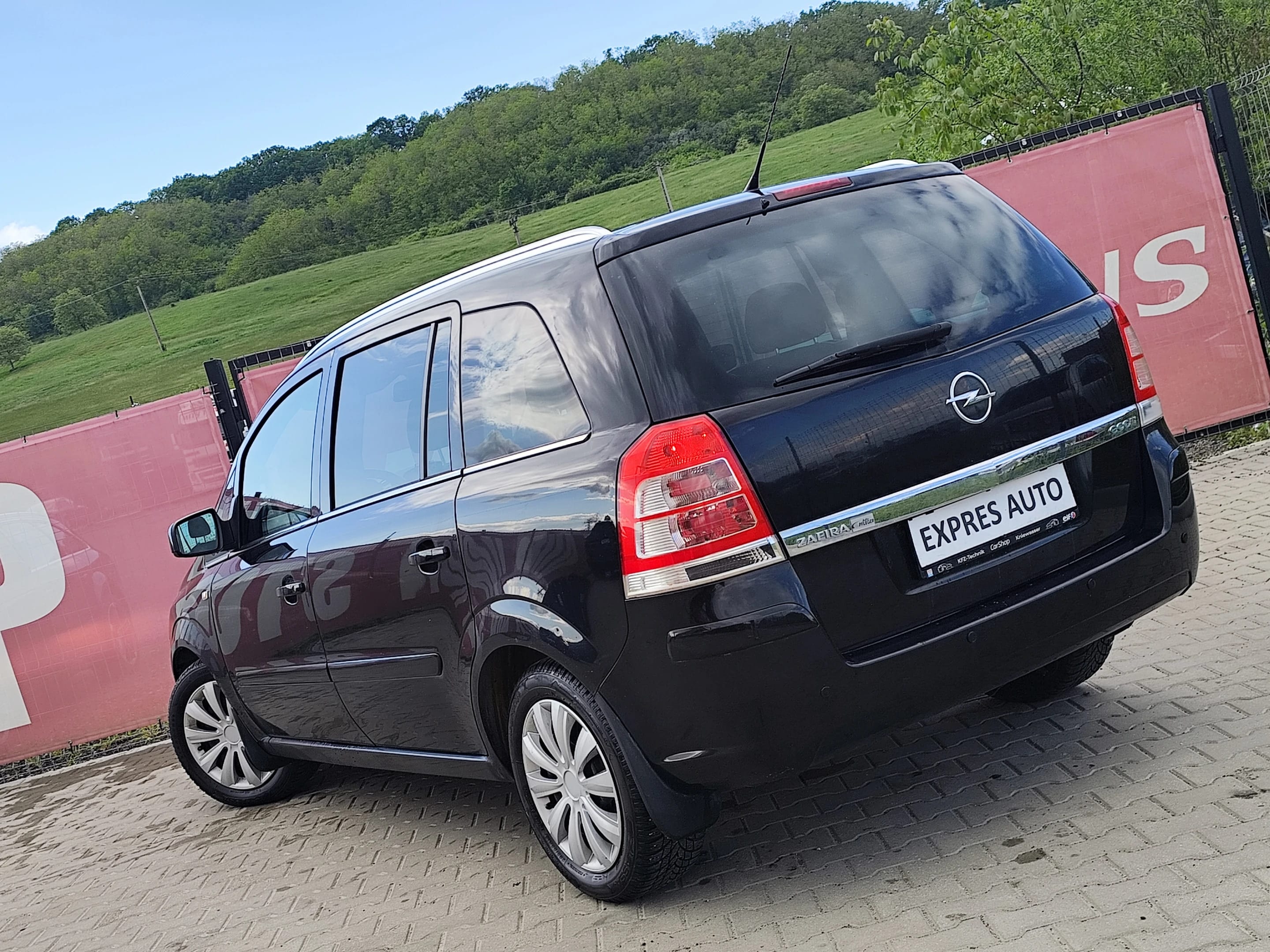 Opel Zafira