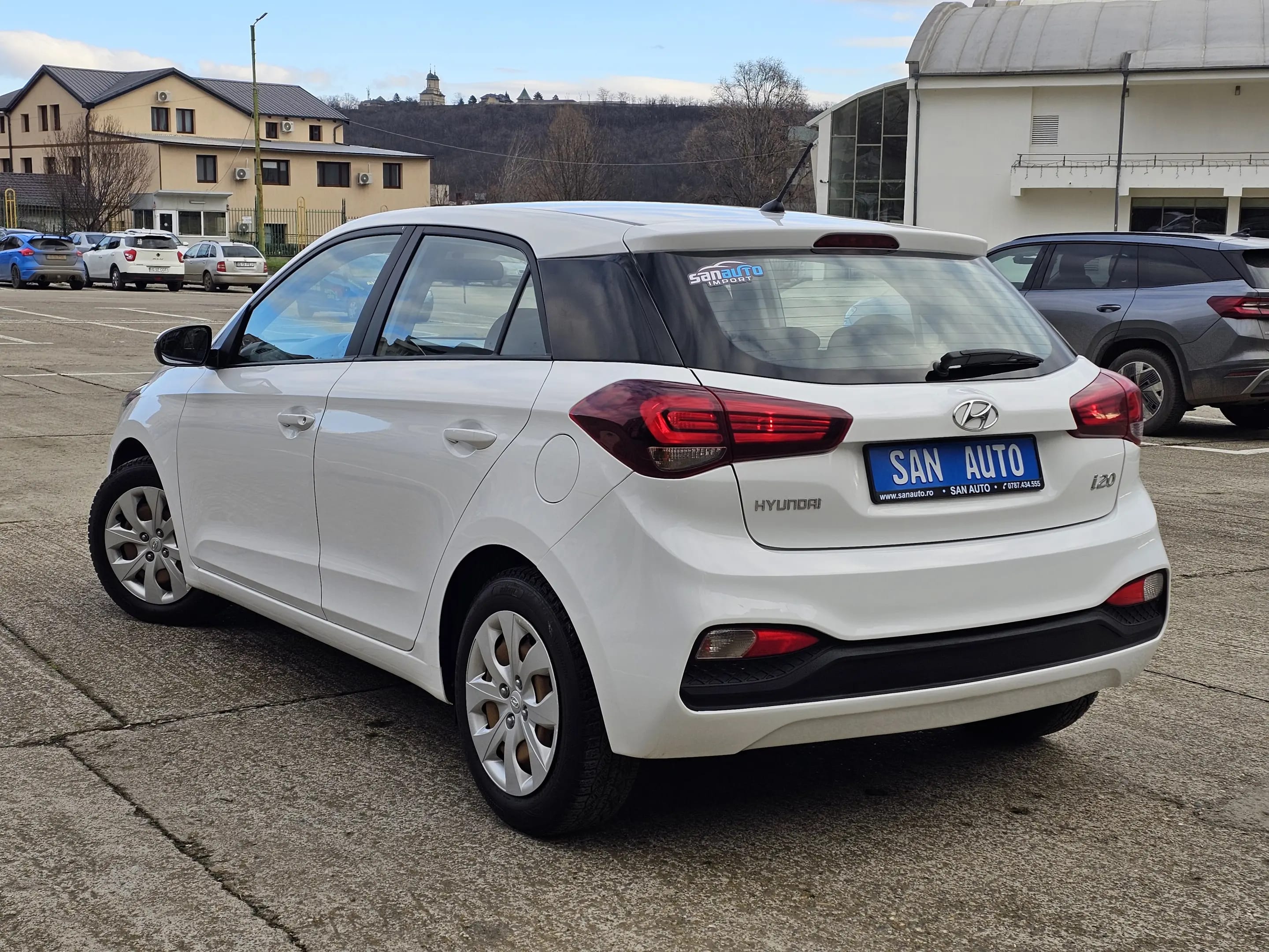 Hyundai i20