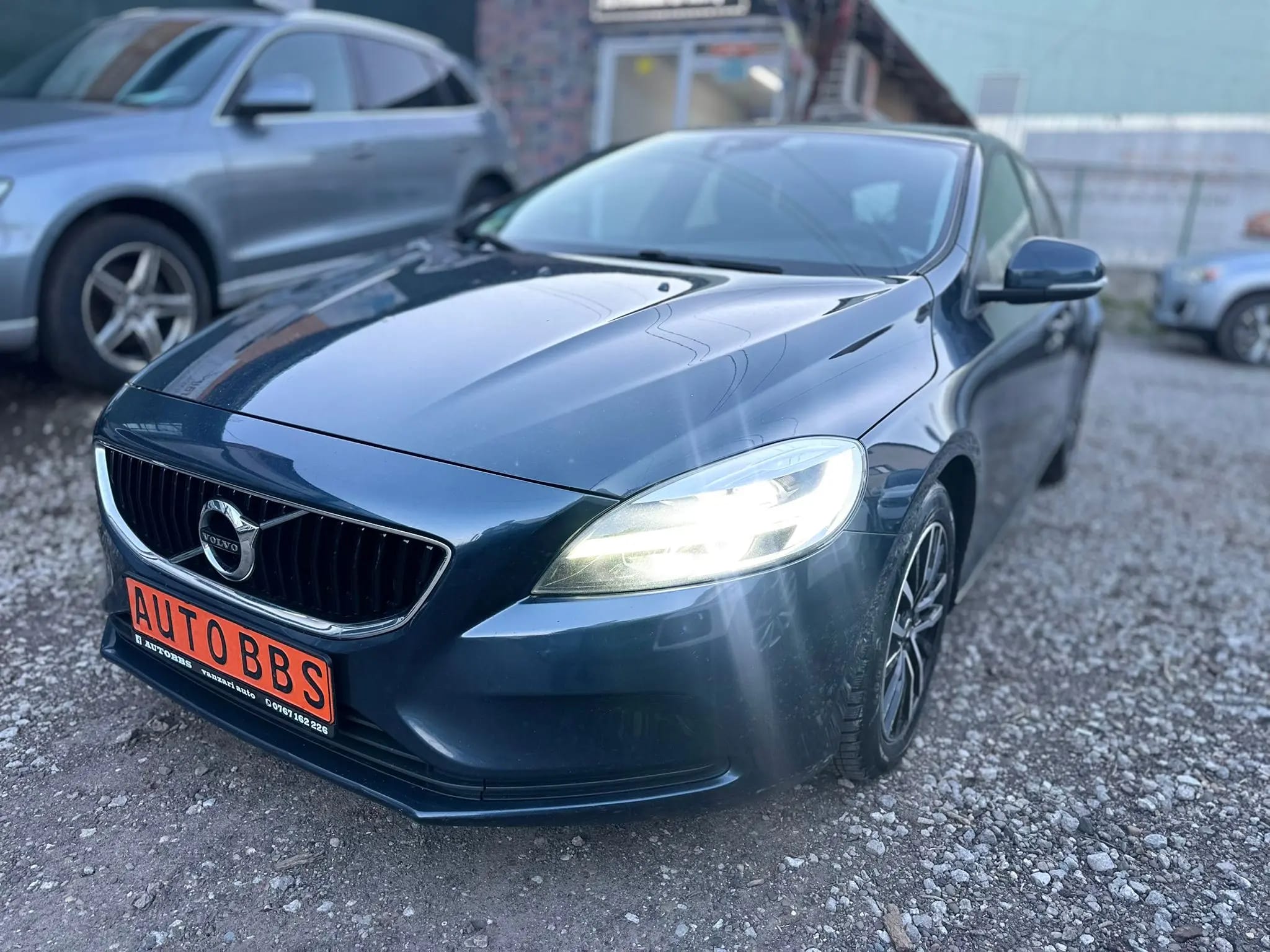 Volvo V40