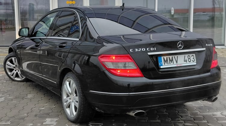 Mercedes-Benz C 320