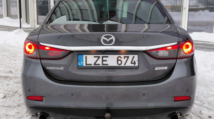 Mazda 6