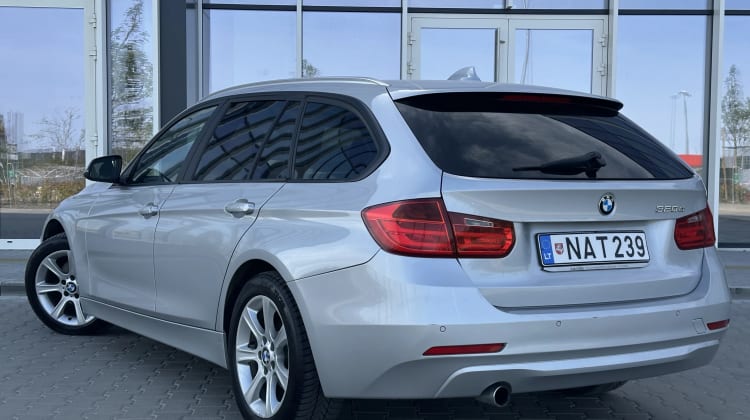 BMW 320