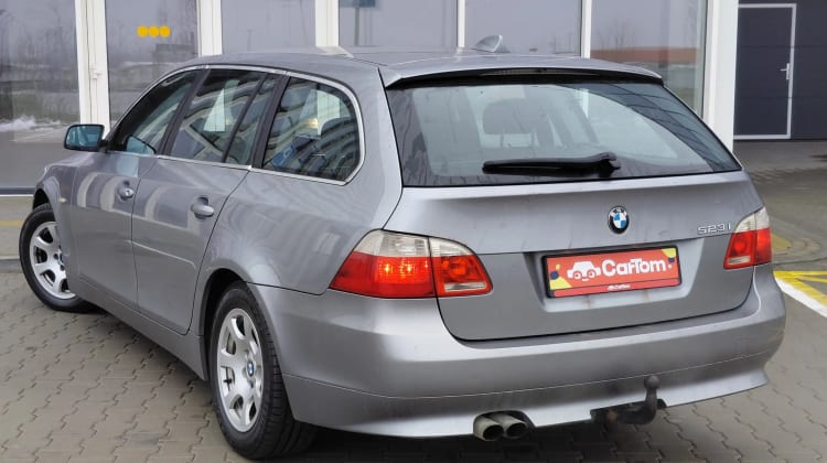 BMW 523