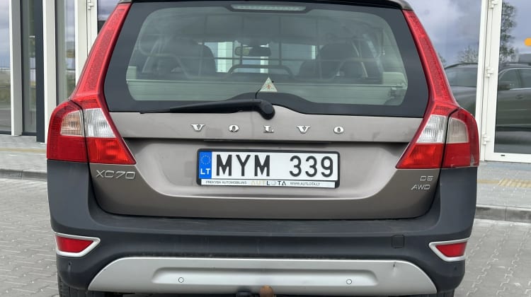 Volvo XC70