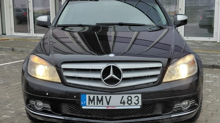 Mercedes-Benz C 320