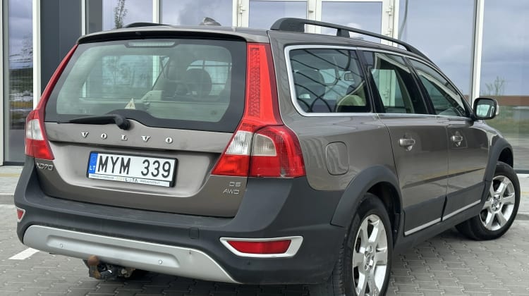 Volvo XC70