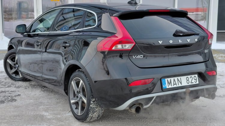 Volvo V40