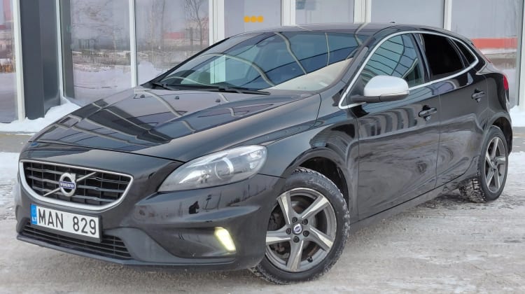Volvo V40