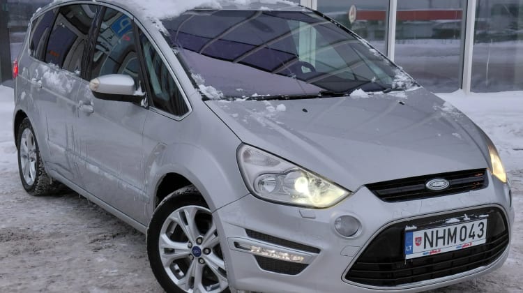 Ford S-Max
