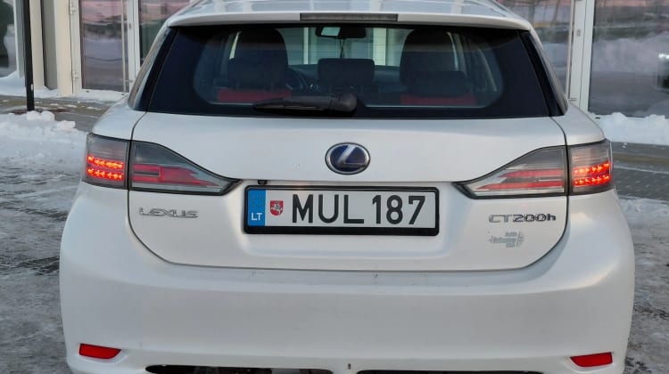 Lexus CT 200h