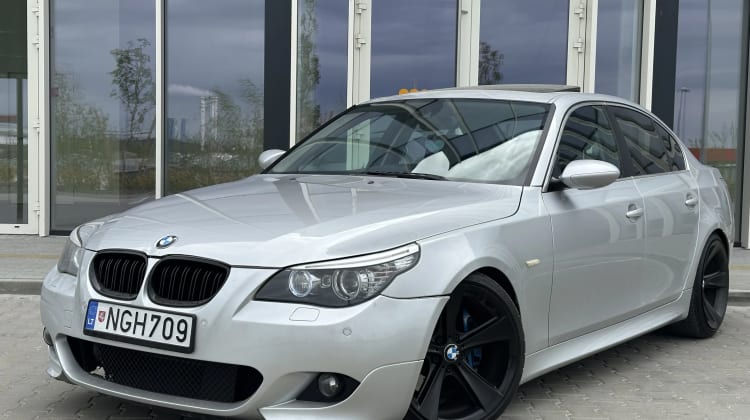 BMW 530