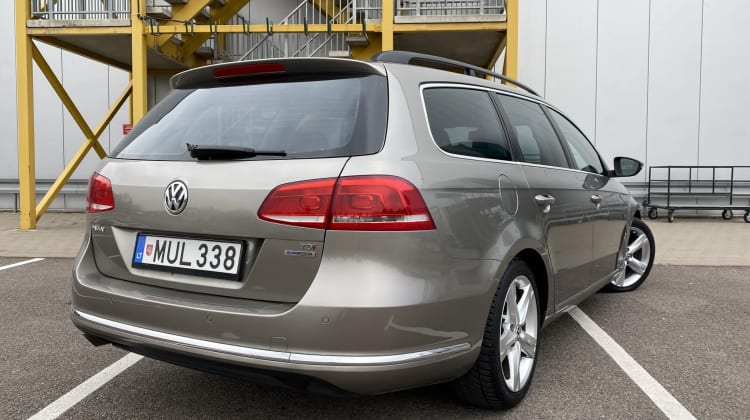 Volkswagen Passat