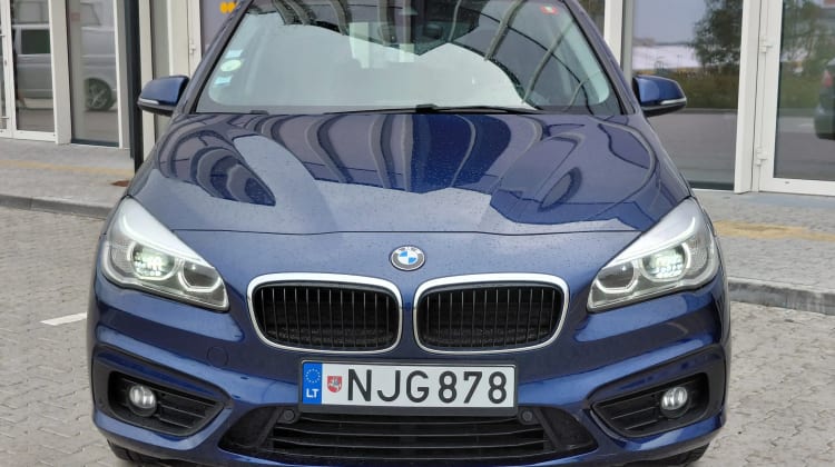 BMW 214 Gran Tourer
