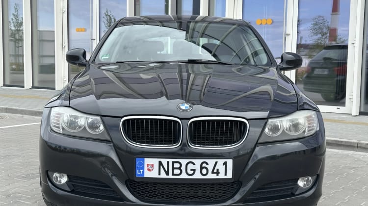 BMW 320