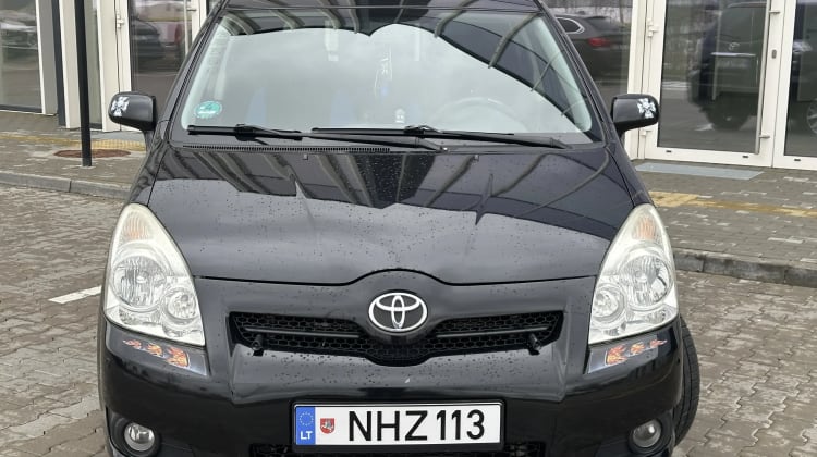 Toyota Corolla Verso