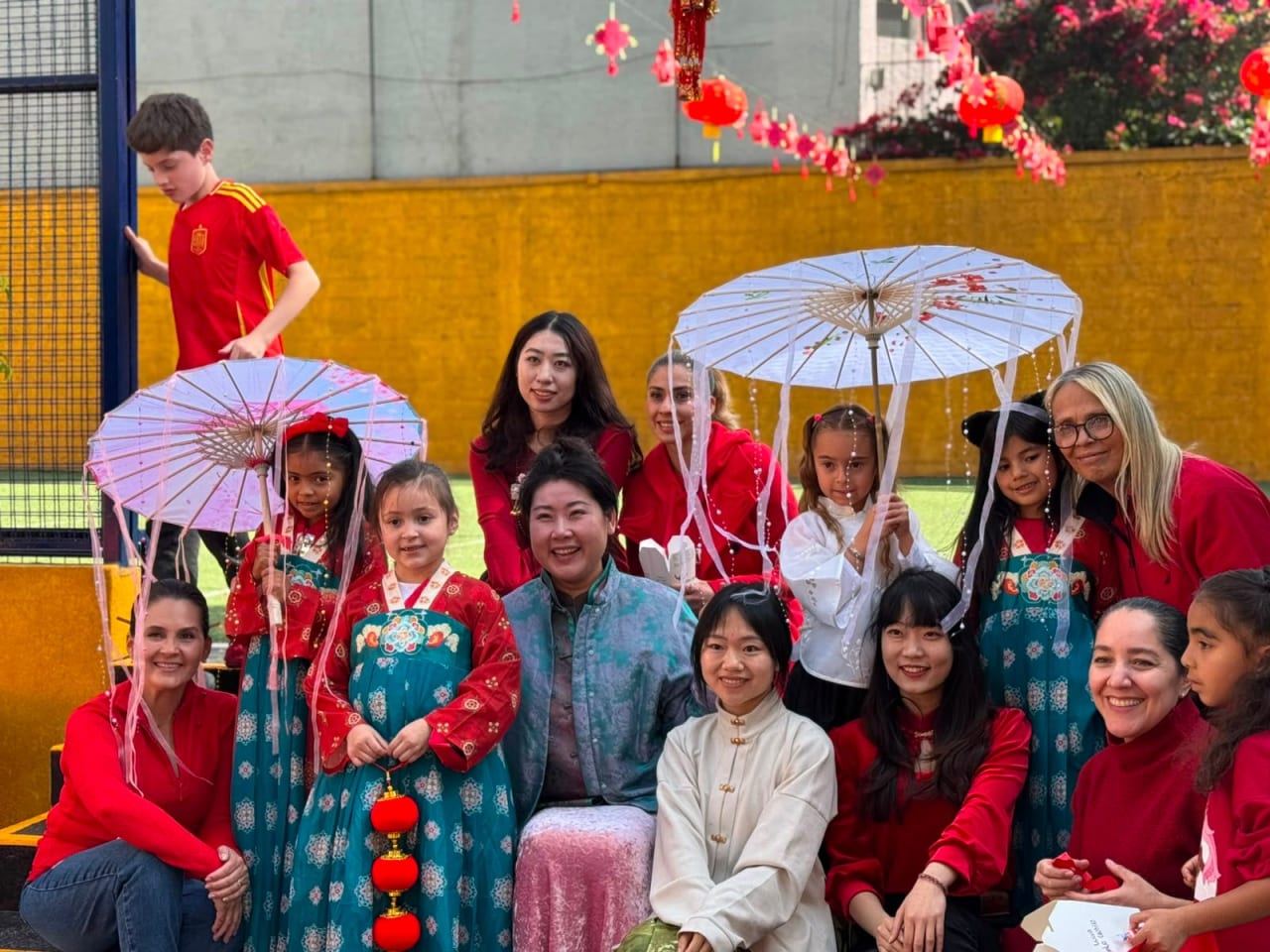 Fotografía de la comunidad escolar: celebracion ano nuevo chino.