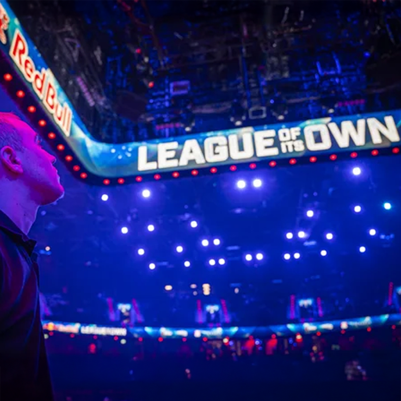 Neumann & Müller: Networked Control for Complex Productions