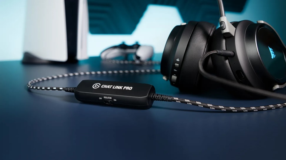 Elgato Chat Link Pro: Capture Party or Lobby Chat While You Play