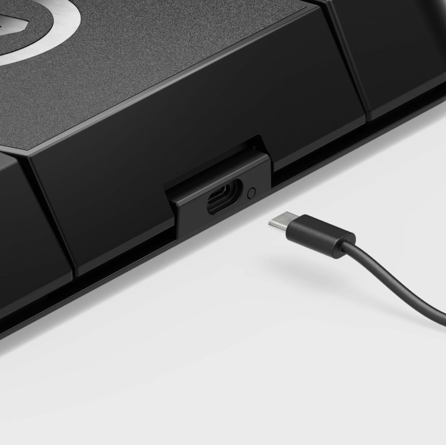 use any USB-C port on Stream Deck Pedal