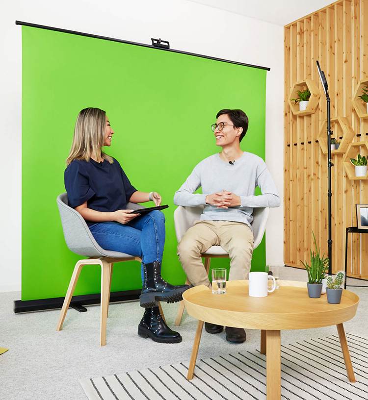 Green Screen XL | Extra-Large Chroma Key Panel | Elgato Green Screen XL | Extra-Large Chroma Key Panel | Elgato