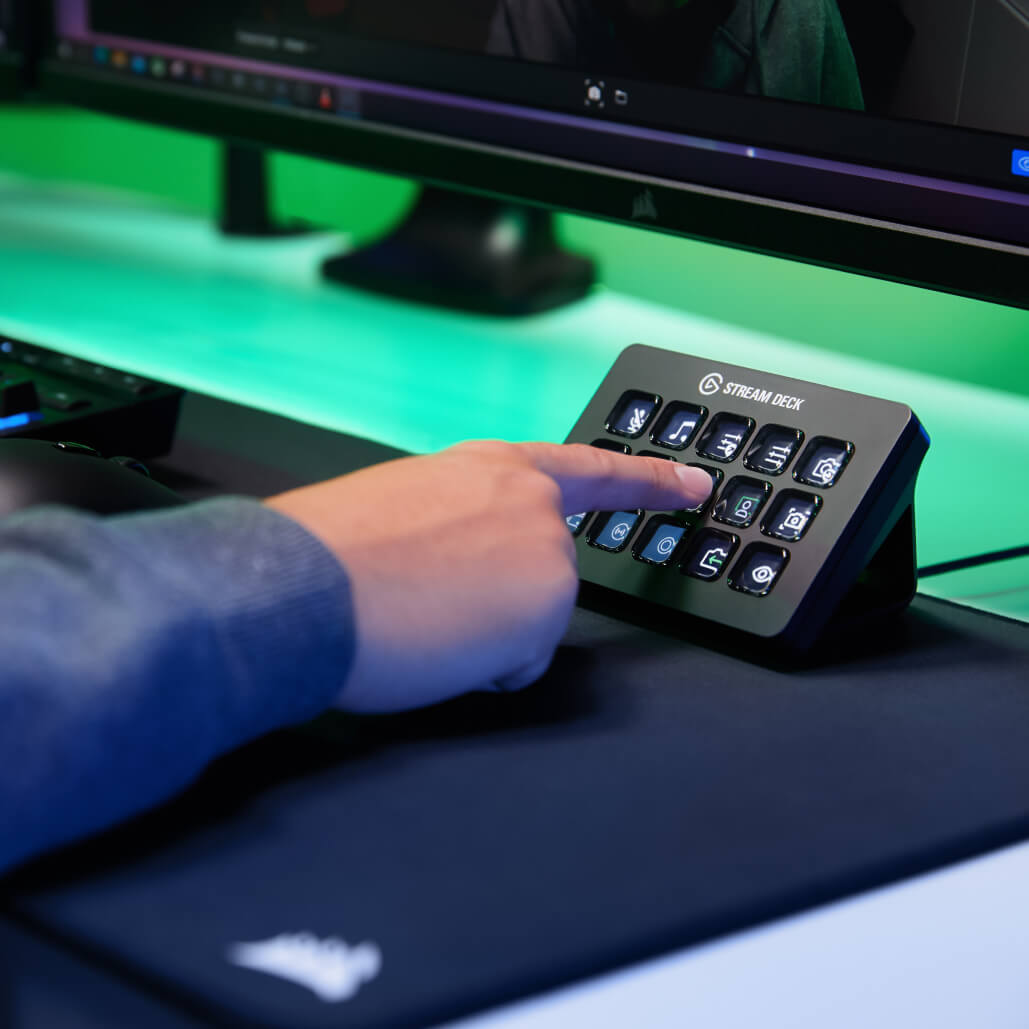 Facecam pro works with Stream Deck