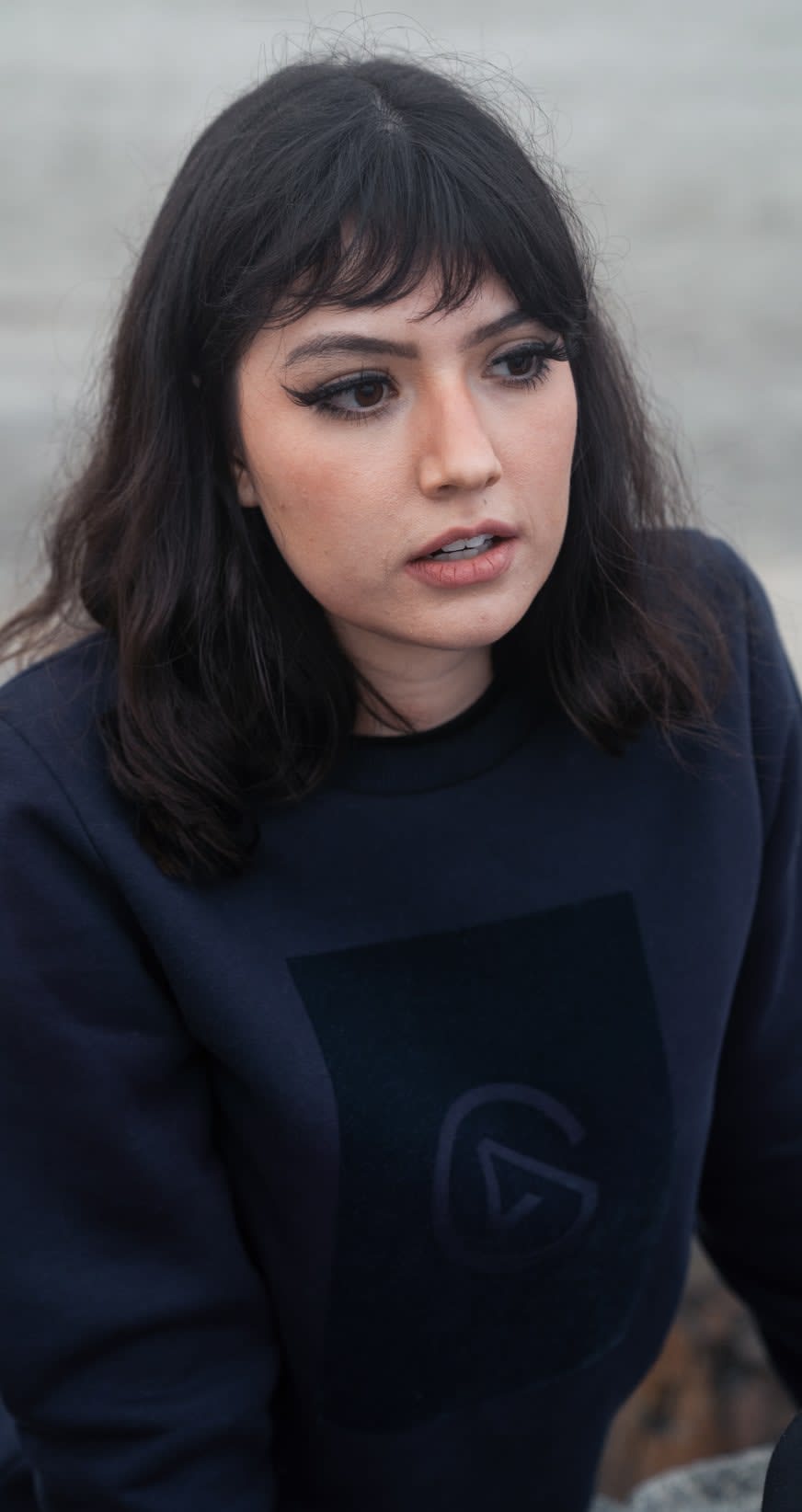 girl wearing Elgato merch