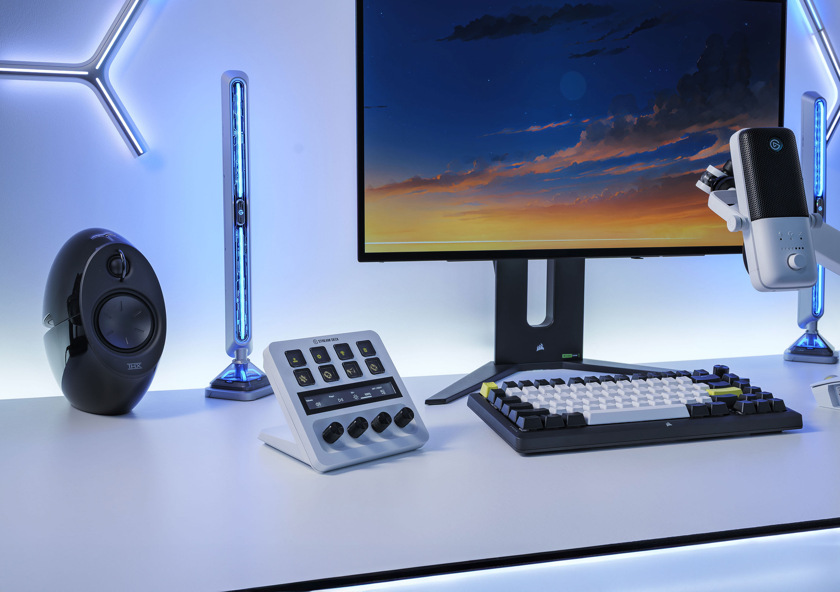 STREAM DECK + （Plus ホワイト） Stream Deck + White Edition | Elgato
