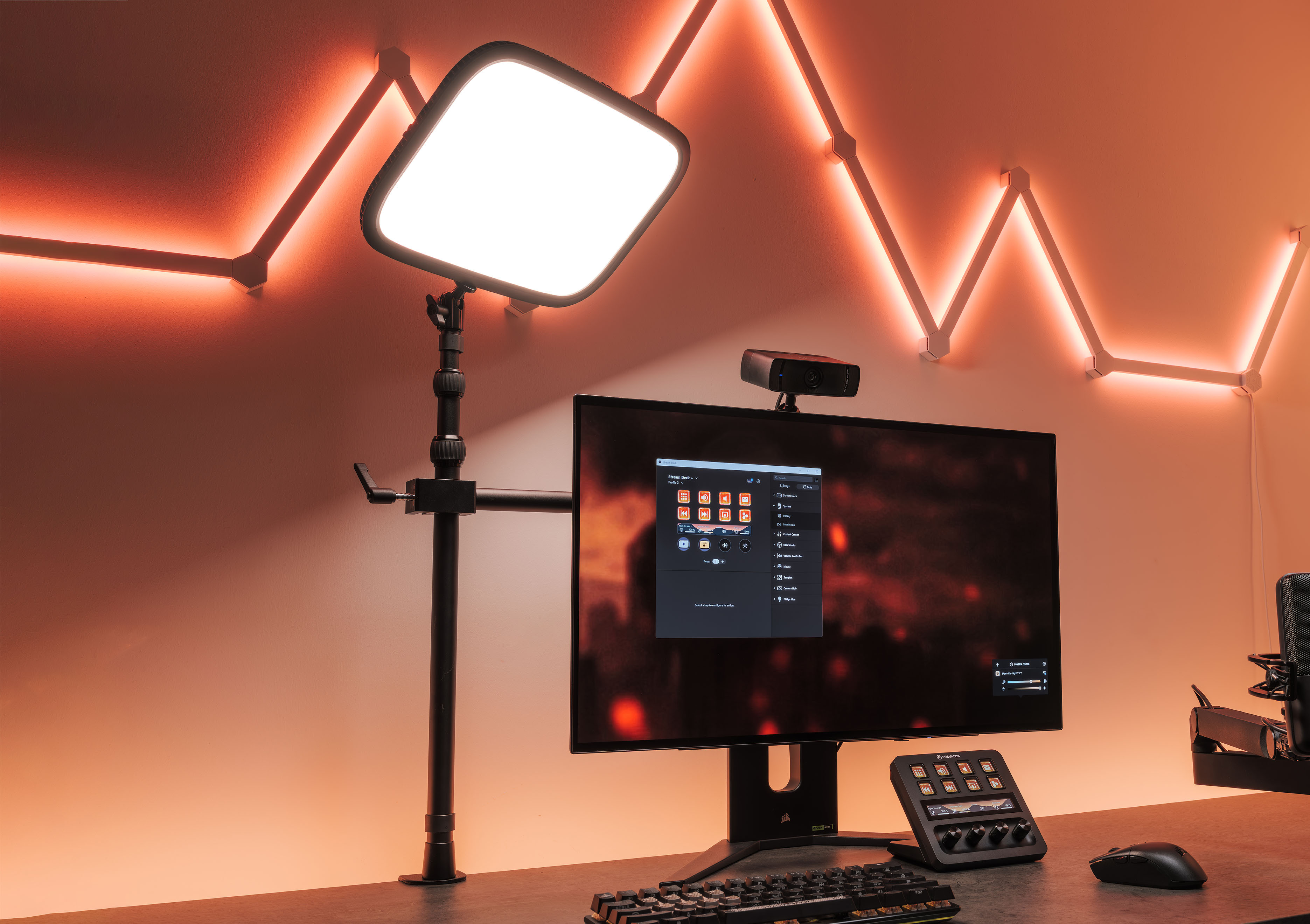 GetUSCart- Elgato Key Light, Professional Studio LED Panel With 2800  Lumens, Color Adjustable, App-Enabled, for Mac/Windows/iPhone/Android,  Metal Desk Mount Copy