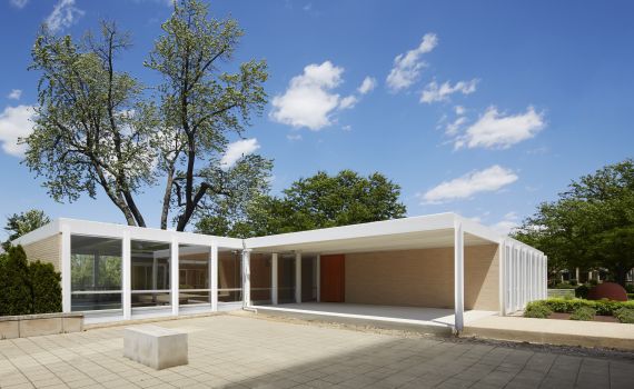 McCormick House, Elmhurst Art Museum. Photo: Kendall McCaugherty © Hall+Merrick Photographers