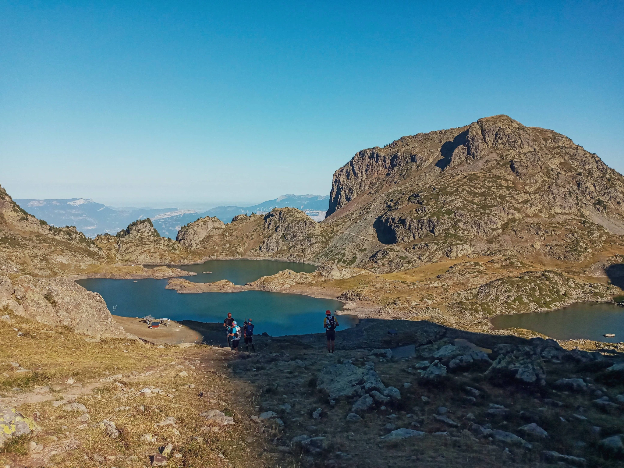 Autour des lacs Robert.