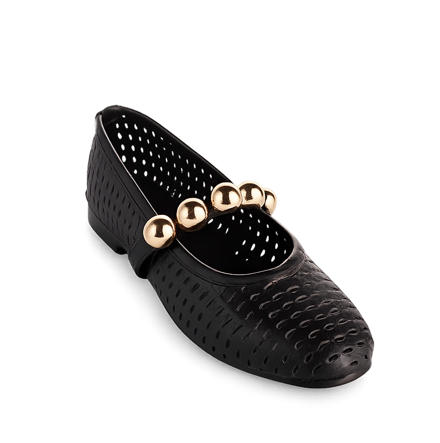 Kaia summer and winter footwear campaign visual 08