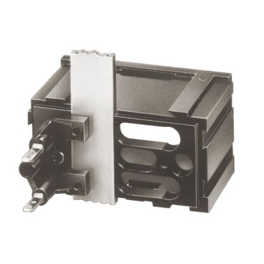 Socket box 945.2 Socket for B and HB meters. Pluggable from the front.