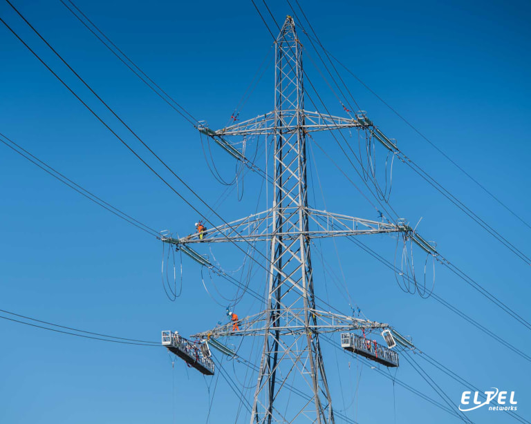 Budowa linii 400 kV Richborough – Canterbury, Wielka Brytania; słup kratowy – eltelnetworks.pl