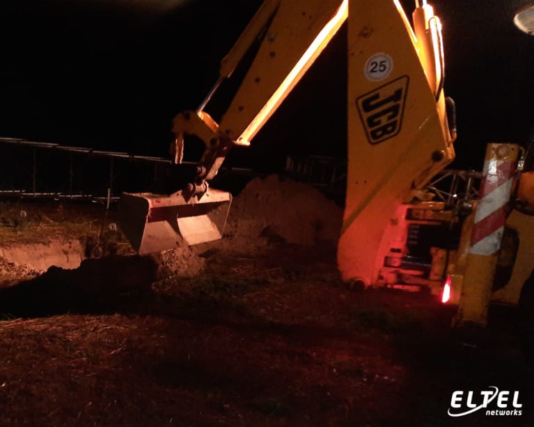 Restoration of power to the power line in a very short time, work until late at night – eltelnetworks.pl