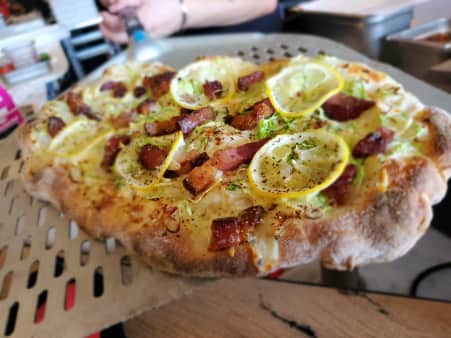 Brussels Sprouts Pinsa