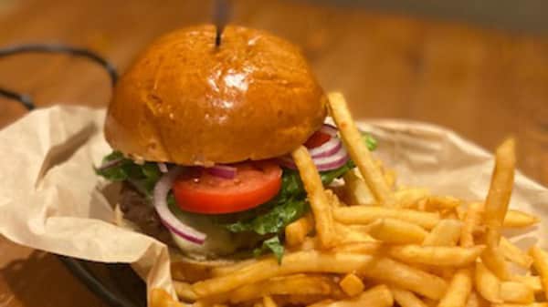 image of CLASSIC BURGER