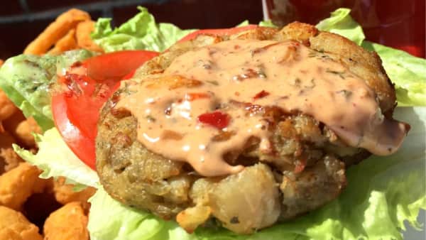 Crab Cake Sandwich with Aioli