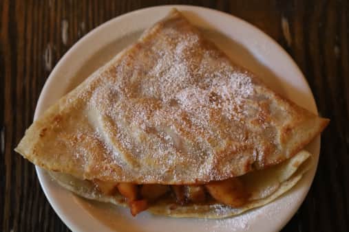 image of Peaches & Cream Crepe