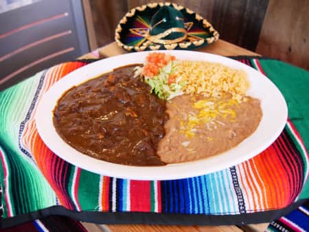 image of L-Chicken En Mole