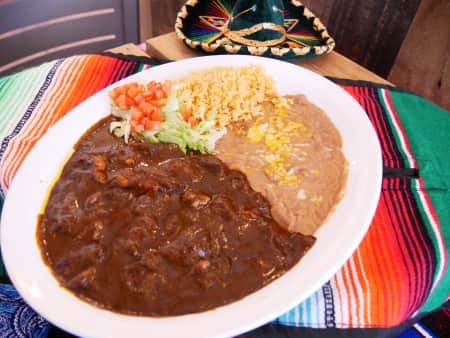image of Pollo en Mole