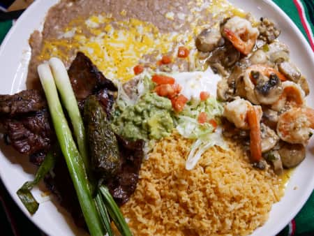 image of Carne Asada Y Camarones