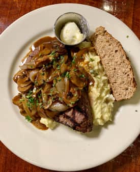 image of PUB STEAK WITH WHISKEY SAUCE