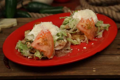 image of Chicken Sopes