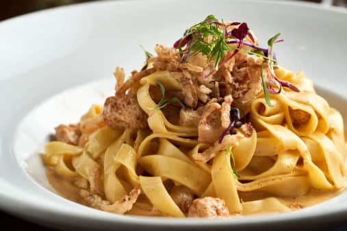 image of Fettuccine Alfredo Shrimp