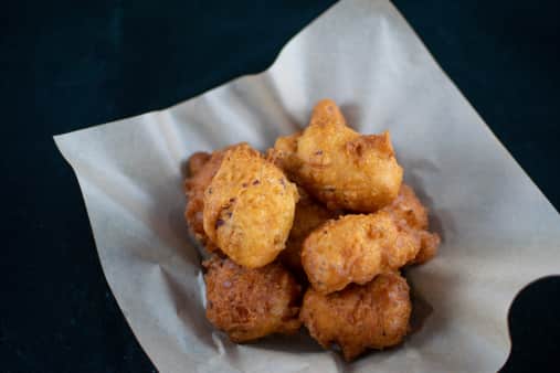image of 6 Clam Cakes