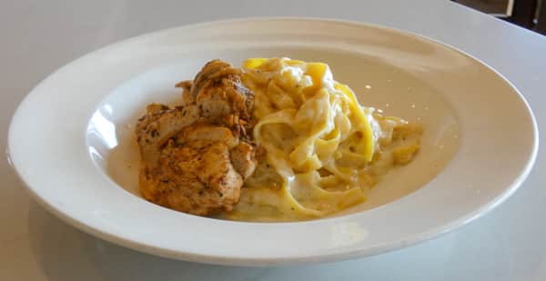 image of Fettuccine Chicken Alfredo