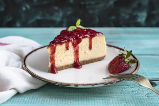 image of Cheesecake with Strawberries